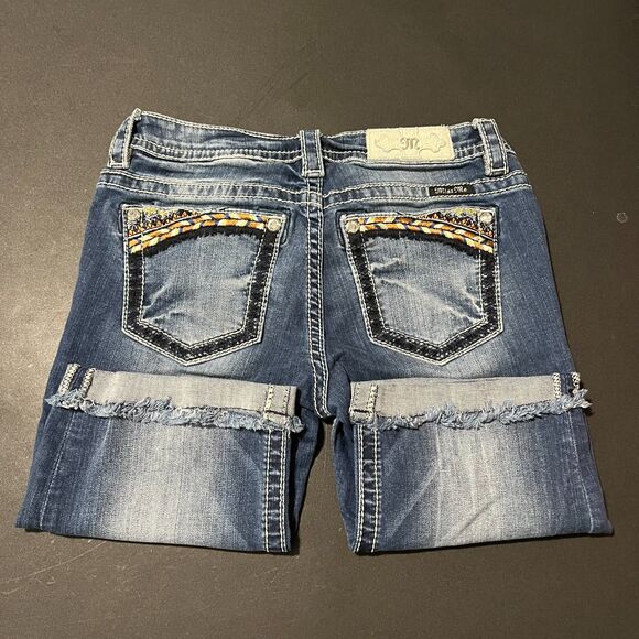 Miss Me Women's Bermuda Jean Shorts Mid Rise 27 EUC - Picture 4 of 10